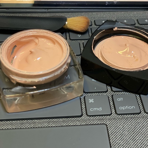 Chanel Sublimage Le Correcteur Yeux (Radiance Generating Concealing Eye Care) 02 - Picture 3 of 3